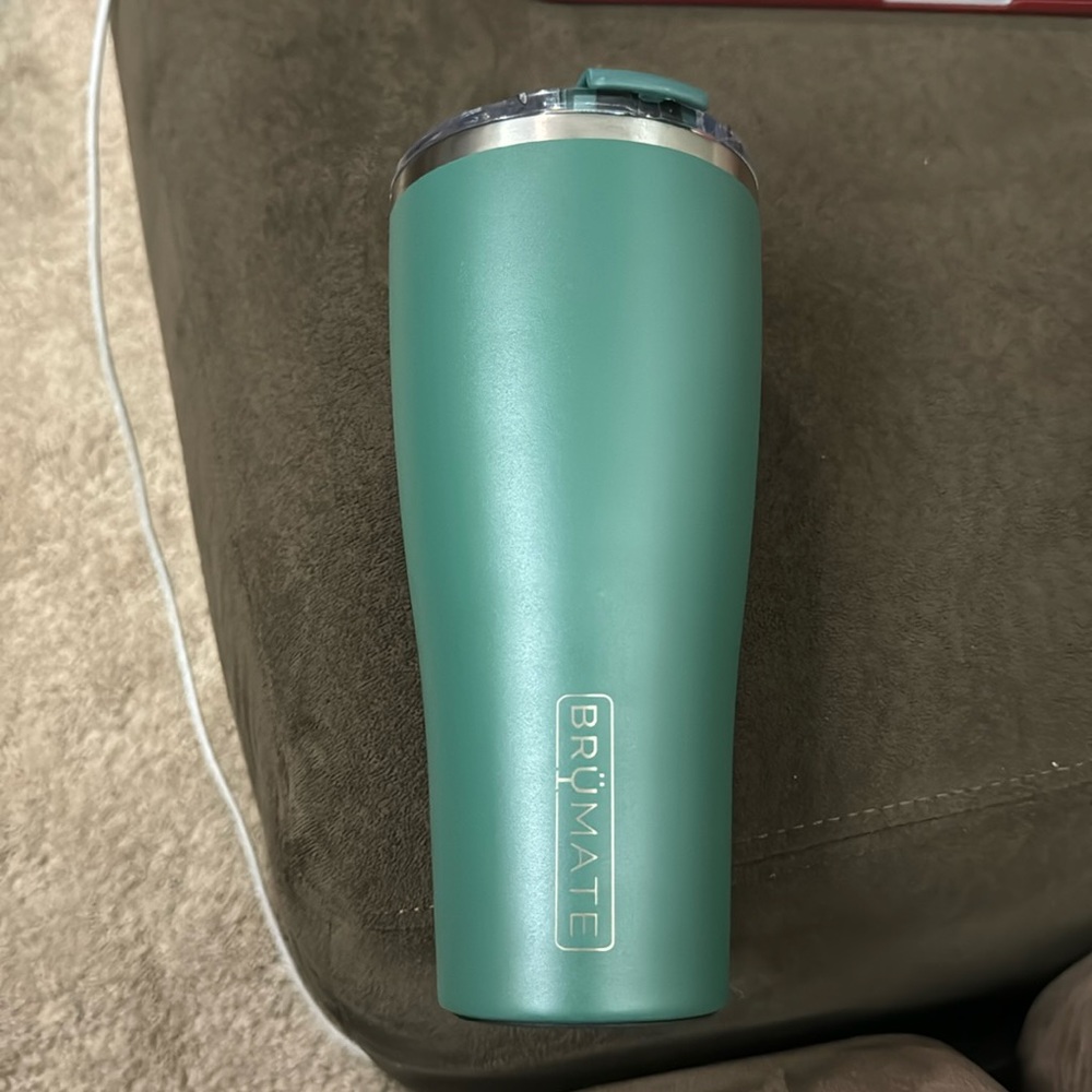 NWOT Brümate Hunter Green Nav XL